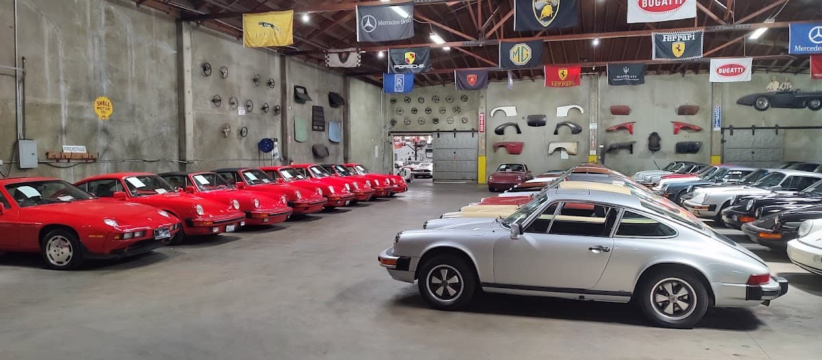 Beverly Hills Car Club thumbnail 4