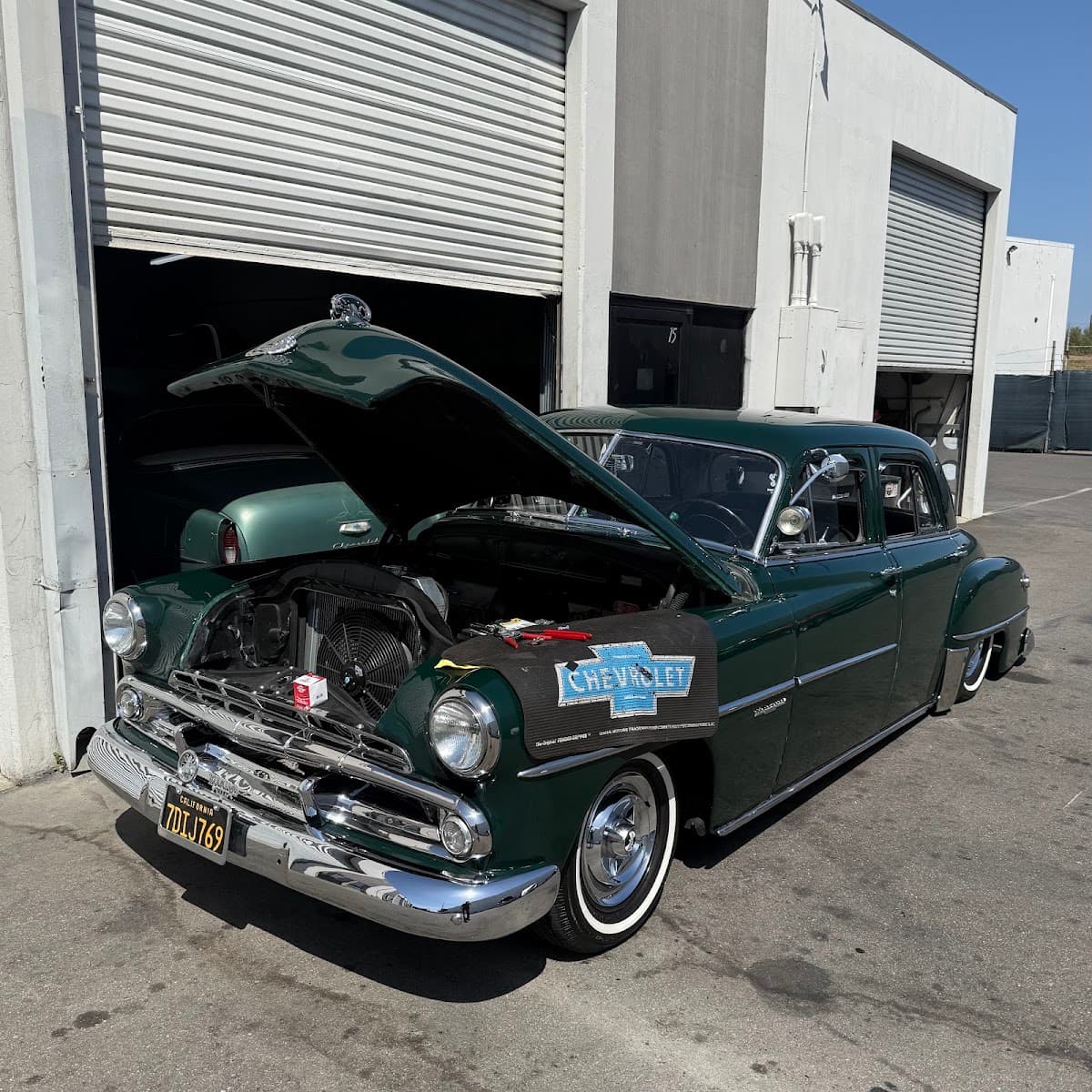 Victory Classic Auto thumbnail 2