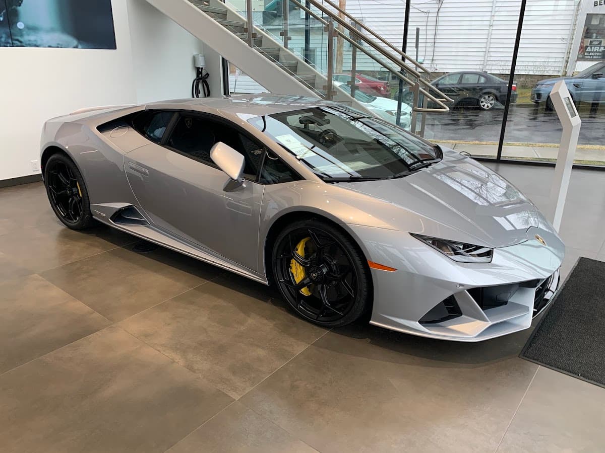 Lamborghini Greenwich thumbnail 2