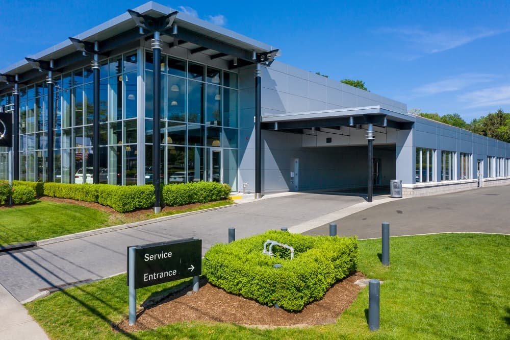 Mercedes-Benz of Greenwich Service and Parts