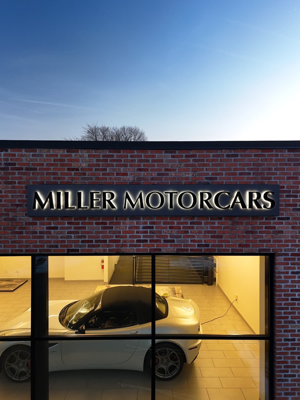 Miller Motorcars Classics thumbnail 4