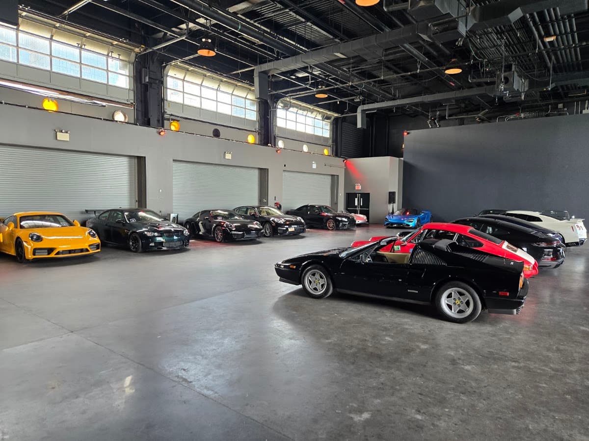 Classic Car Club Manhattan thumbnail 2