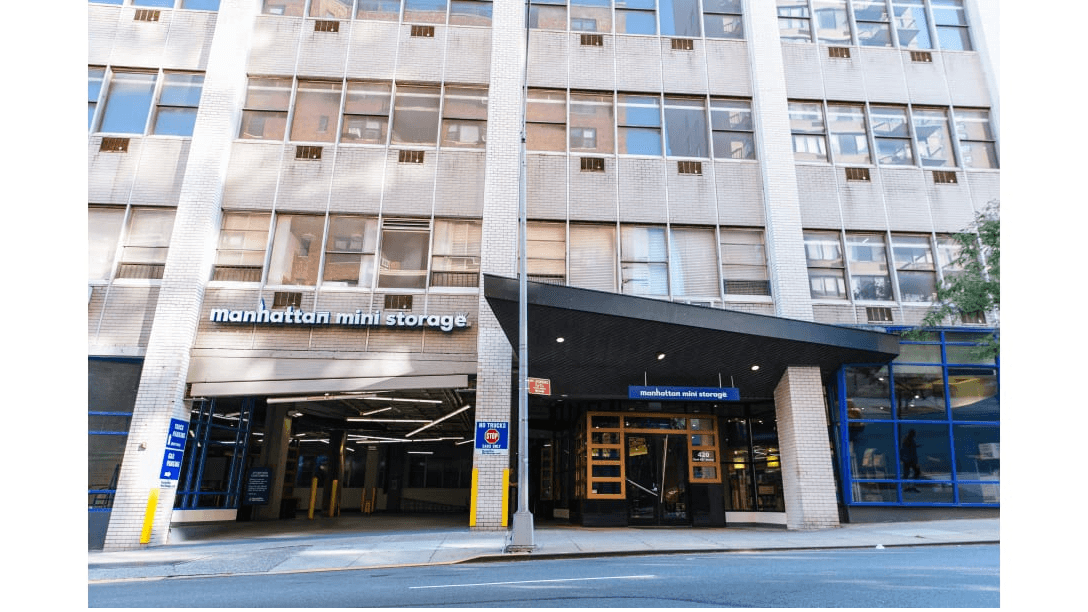 Manhattan Mini Storage, photo 1