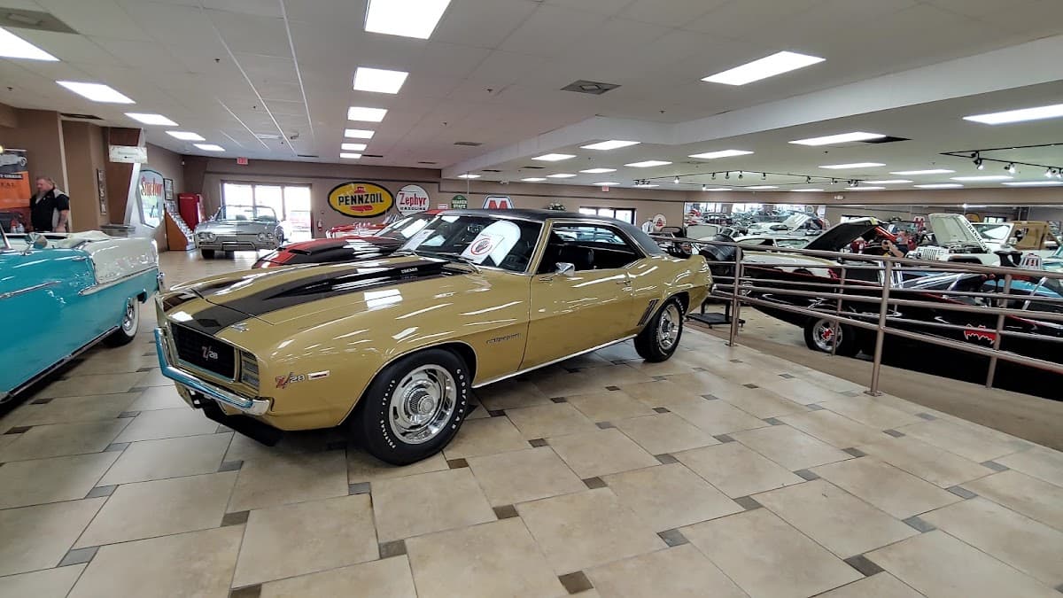 Ideal Classic Cars thumbnail 4