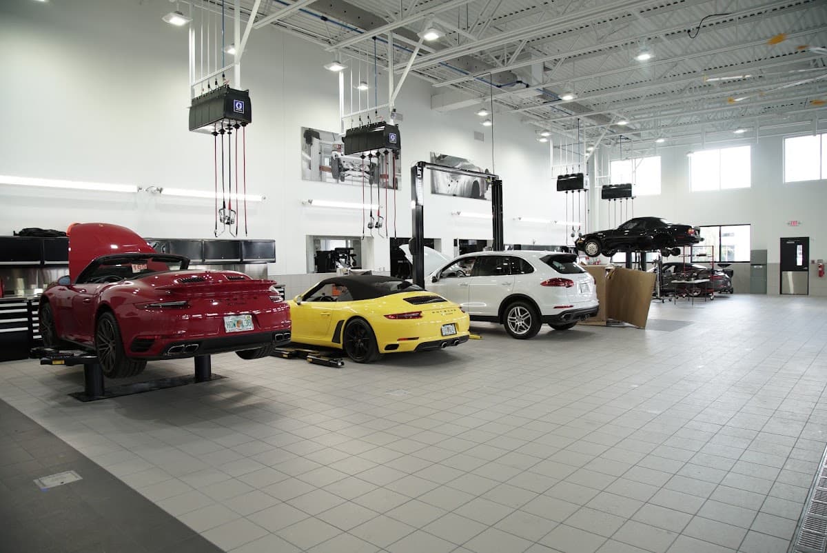 Porsche Naples thumbnail 3