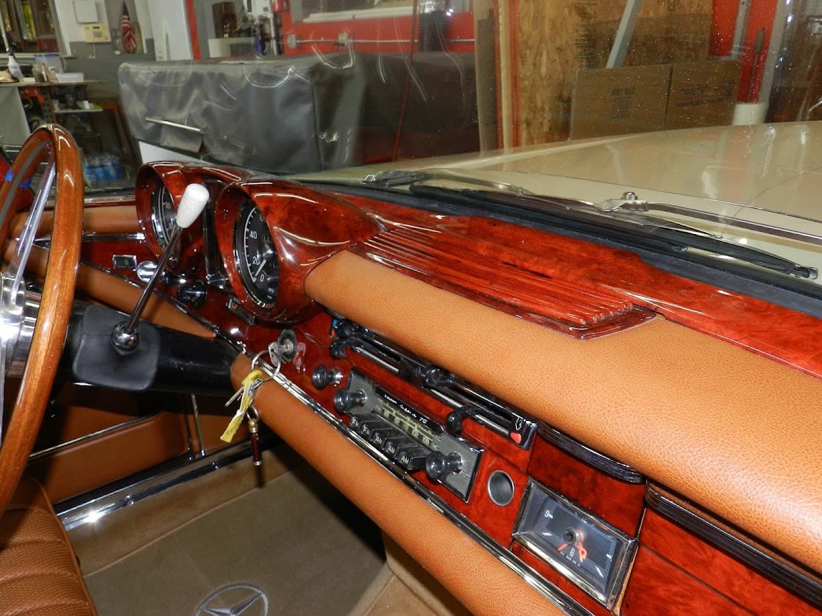 SIDCO Custom Upholstery Inc. thumbnail 2